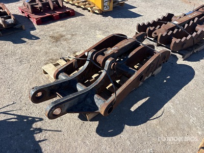 Pemberton 30 in Excavator Thumb - Fits Cat 336