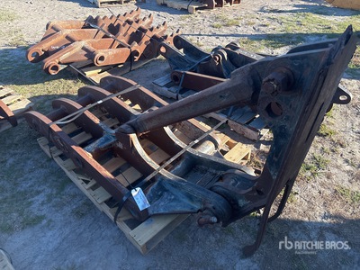 Pemberton 30 in Excavator Thumb - Fits Cat 336