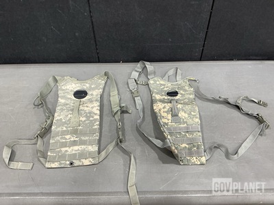(74) Hydration System Carriers