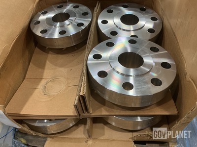 (8) SA182 F304/304L Stainless Steel Flanges