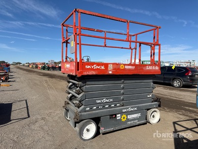 2017 Skyjack SJIII4740 Scissor Lift