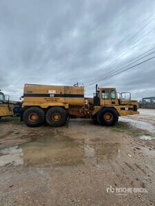 Cat D300D Articulated Water Truck (Inoperable)