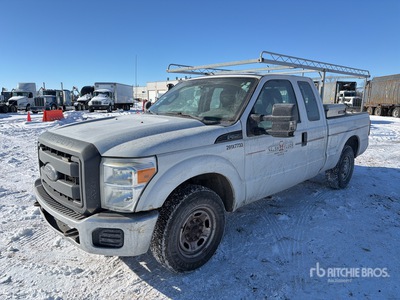 2013 Ford F-250 f250 super duty 4x2 Extended Cab Pick Up