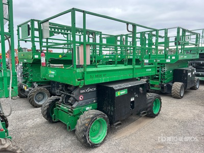 2017 Skyjack SJ6826 RT 4x4 Diesel Scissor Lift