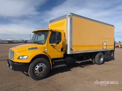 2009 Freightliner M2106 4x2 Furgonetka