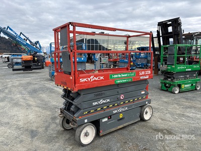 2015 Skyjack SJIII3226 Scissor Lift