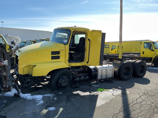 2023 Mack Anthem 6x4 T/A Day Cab Truck Tractor (Inoperable)