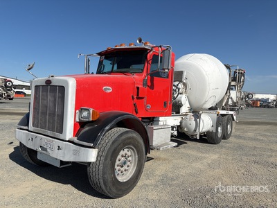 2014 Peterbilt 365 Mixer Truck