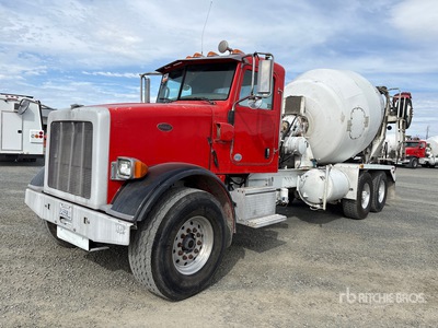 2014 Peterbilt 365 8x4 Mixer Truck