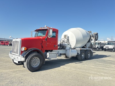 2014 Peterbilt 365 Mixer Truck