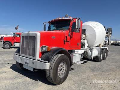 2014 Peterbilt 365 Mixer Truck