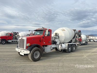 2014 Peterbilt 365 8x4 Mixer Truck