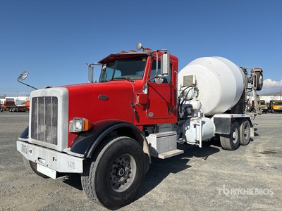 2014 Peterbilt 365 Mixer Truck