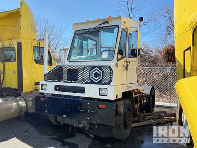 2018 Capacity  4x2 Spotter Truck