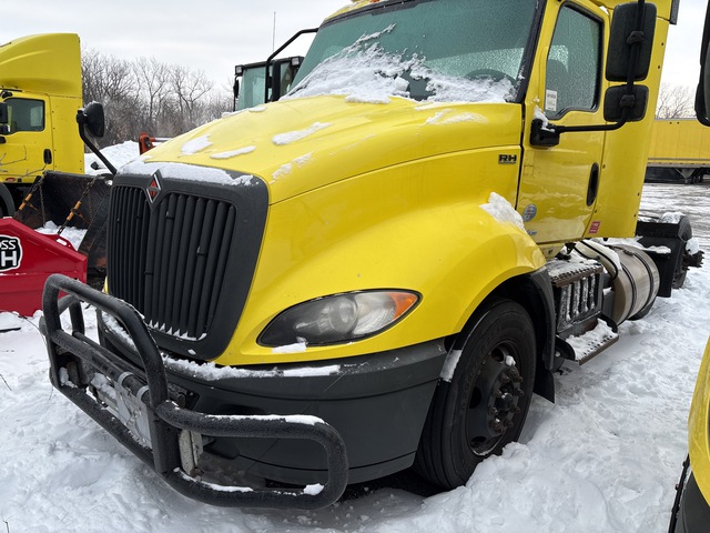2020 International RH613 6x4 T/A Day Cab Truck Tractor