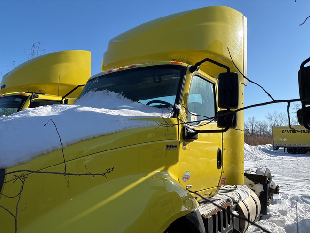 2020 International RH613 6x4 T/A Day Cab Truck Tractor