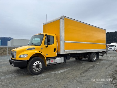 2018 Freightliner M2 106 4x2 Furgoneta caja cerrada
