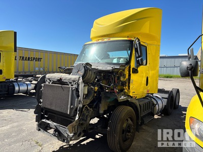 2020 International RH613 Ciągnik siodłowy T/A z kabiną dzienną (Inoperable)