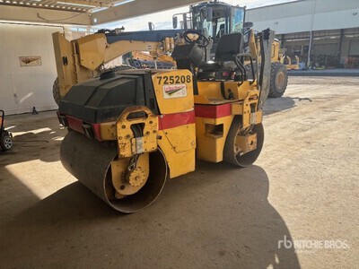 1999 Dynapac CC122 Compacteur à double bille