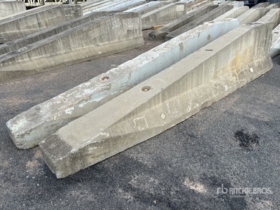 Quantity of (2) DB80 4 m Tapered Concrete Barrier