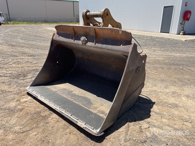 Cat 2000 mm Q/C Hydraulic Tilting Excavator Bucket - Fits Cat 330D/336D