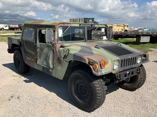 AM General M1097R1 HMMWV 4 Door Soft Top w/Truck Body