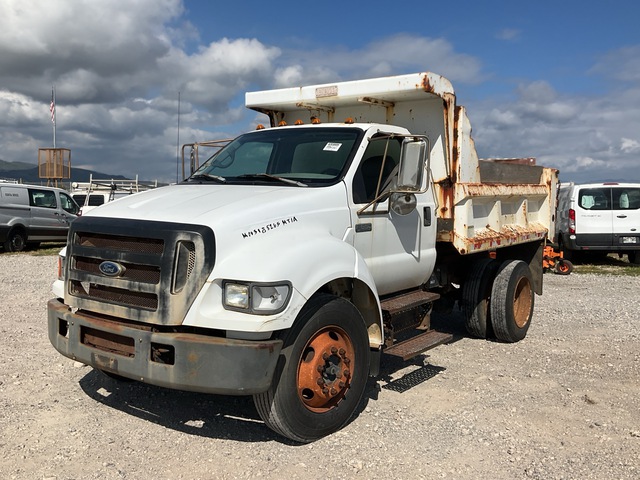2004 Ford F-650 S/A Dump Truck