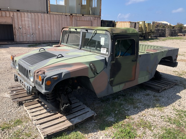 2007 AM General M1097R1 HMMWV 2 Door Soft Top w/Truck Body