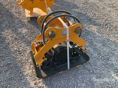 2025 SDCH SDCH-04C Plate Compactor Attachment - Fits 5 - 8 ton Excavators (Unused)