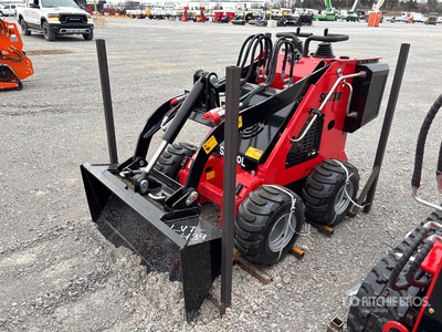 2026 SDLOOL SL-323W Mini Skid Steer Loader (Unused)