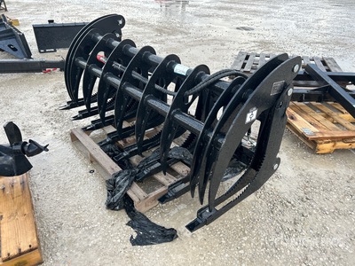 2026 GIYI GY-CLG72 72 in Log Skid Steer Grapple (Unused)