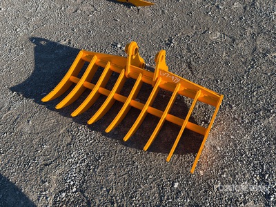 2026 GIYI 38 in Excavator Rake - Fits Cat 303 (Unused)