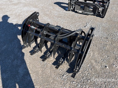 2026 GIYI GY-MCLG60 43 in Skid Steer Grapple (Unused)