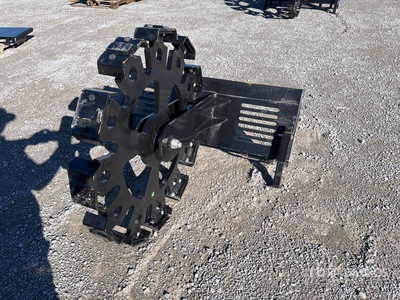 2026 GIYI GY-MCW43 37 in Skid Steer Steering Mechanical Compator Wheel (Unused)