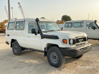 2024 Toyota Land Cruiser 78R 4x4 SUV (Unused)