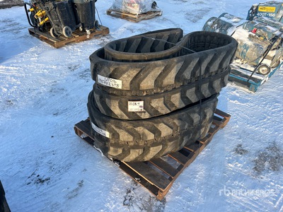 Quantity of (2) Rubber Tracks 400 x 72.5 x 74 Tracks