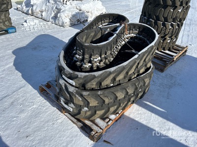 Quantity of (2) Rubber Tracks 400 x 72.5 x 74 Sporen