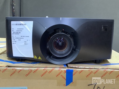 (7) Christie DWU1075-GS Projectors