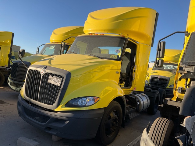 2018 International RH613 6x4 T/A Day Cab Truck Tractor (Inoperable)
