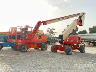 2010 JLG 800AJ 4WD Diesel Articulating Boom Lift