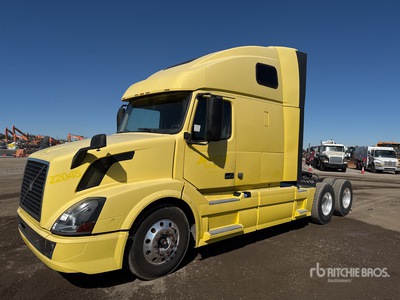 2015 Volvo VNL 6x4 Tracteur Routier Couchette