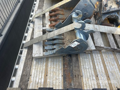 2020 C & P 18 in Excavator Bucket