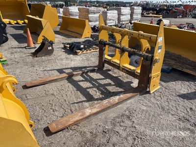 John Deere 72 in Fourches pour chargeuses sur pneus