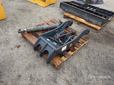 2021 Rockland 39 in Excavator Thumb