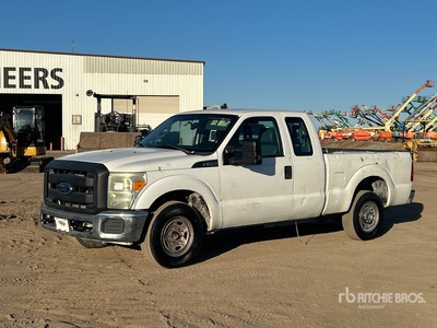 2013 Ford F-250 XL 4x2 Extended Cab Pickup