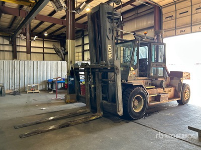 2007 Taylor TXH350L 32000 lb Pneumatic Tire Comes with 102" Long Fork Extensions Forklift