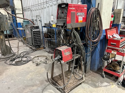 2012 Lincoln Flextec 450 160 A Mobile MIG Electric Welder