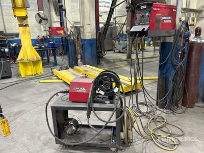 2011 Lincoln Flextec 450 160 A Mobile MIG Electric Welder