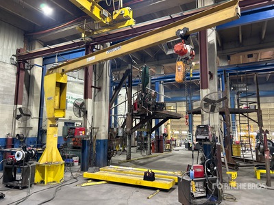 Swinging overhead 2,000LB crane/hoist