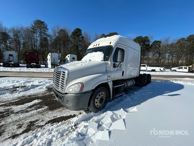2018 Freightliner Cascadia 125 6x4 Tracteur routier couchette (Inoperable)